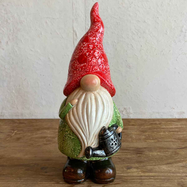 ガーデンノームレッドハット置物