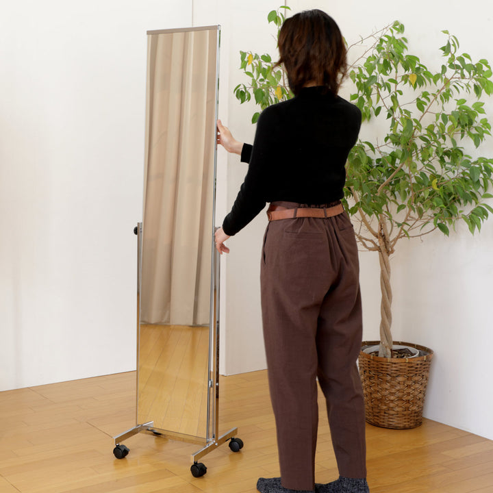 スタンドミラーシルバー