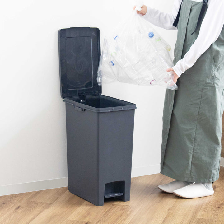 ゴミ箱45Lエバンペダルペールペダル式