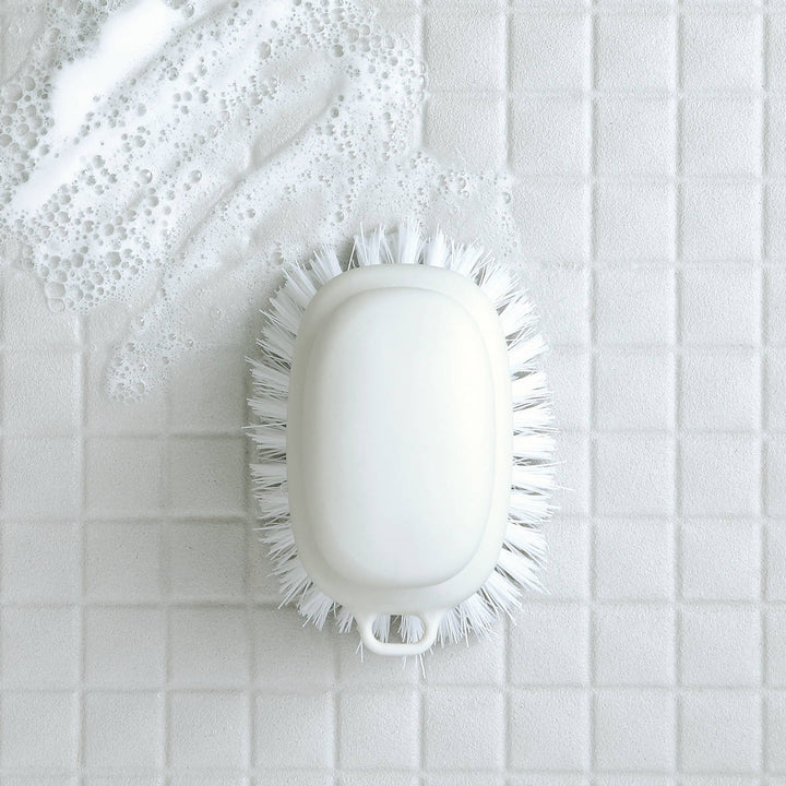 marnaマーナ握りやすいバスブラシW671