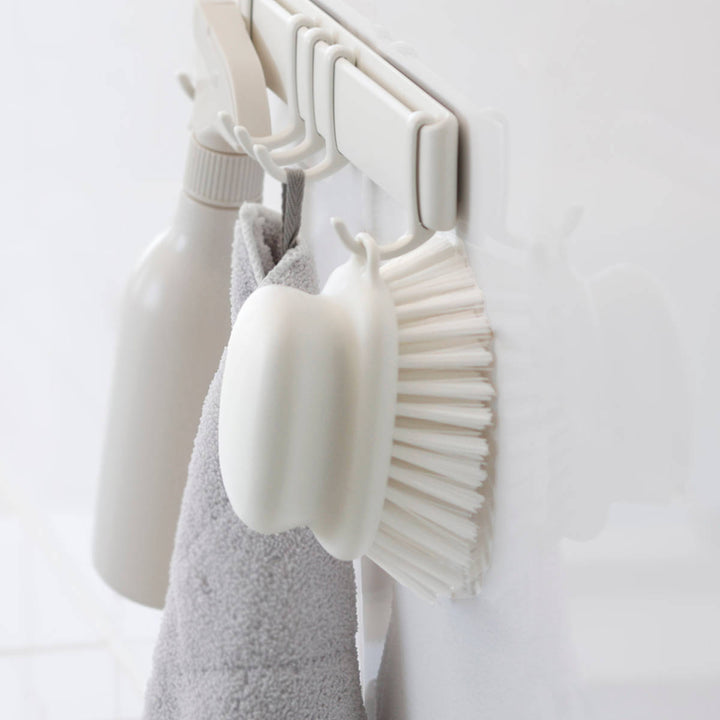 marnaマーナ握りやすいバスブラシW671