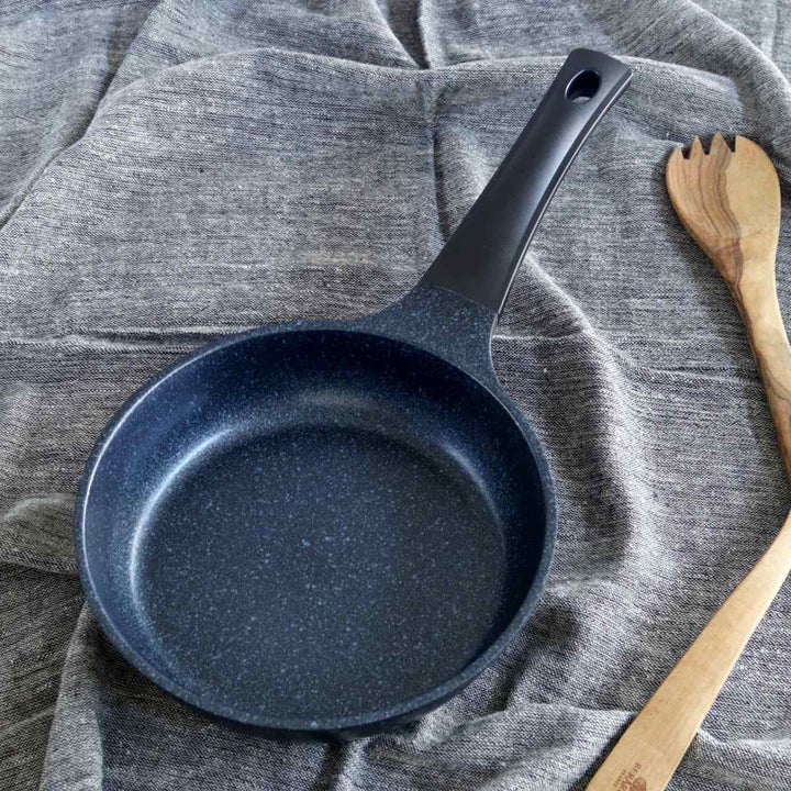 フライパン20cmIH対応軽量ダイヤモンドマーブルコーティング