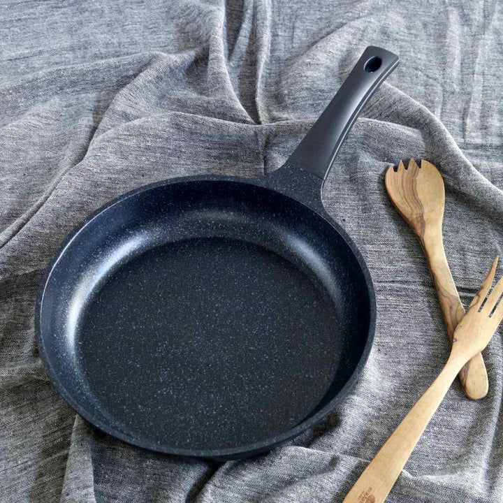 フライパン28cmIH対応軽量ダイヤモンドマーブルコーティング