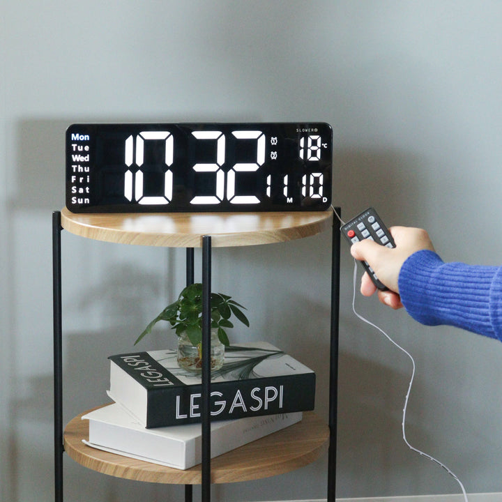 置き時計LEDデジタル時計リモコン付き置き掛け兼用SLOWERリコ