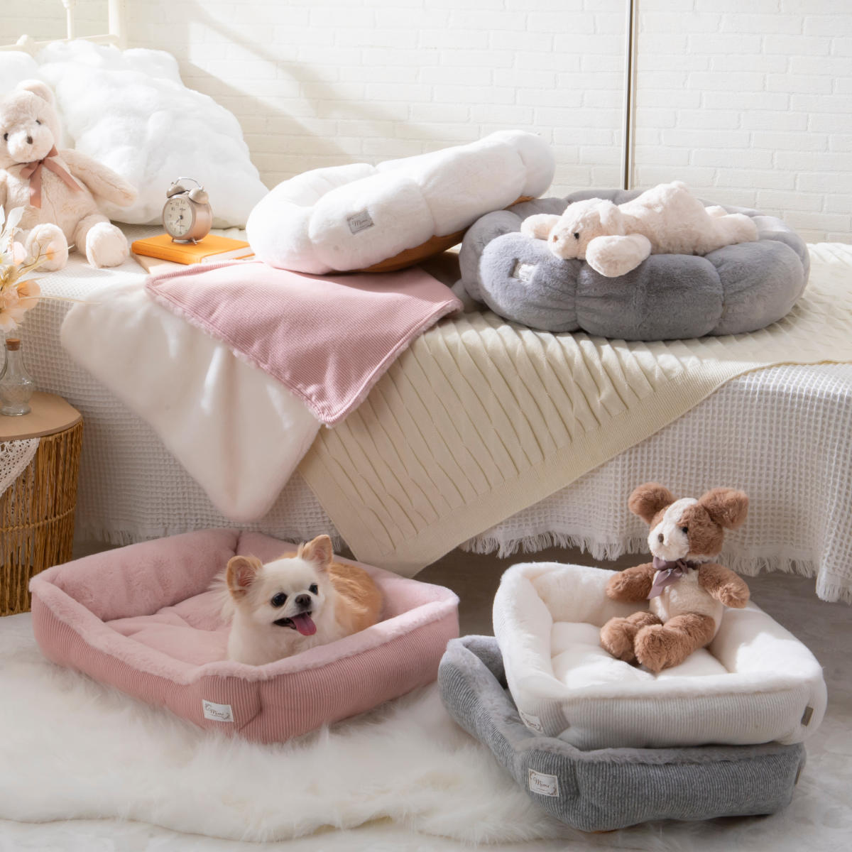 うさみみベッド小型サイズ グレー ピンク セット 猫 小型犬 ペット用品 新品 ペット ベッド スクエアベッドL mimi タッス – ハウジー
