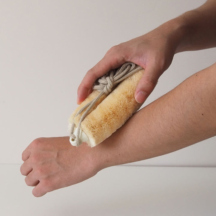 亀の子束子西尾商店ボディたわしひも付サトオさんとてもやわらかい