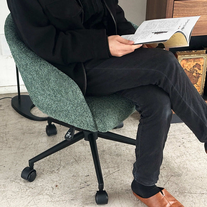 オフィスチェア座面高42～49cm回転キャスター付きトリート