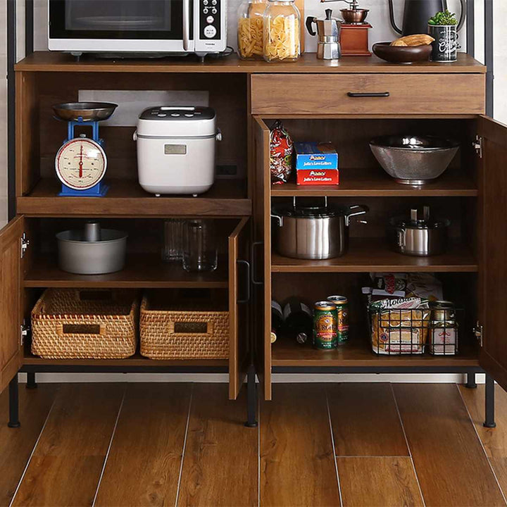 食器棚幅122.6cm木目調2口コンセント付きスライド棚引き出し可動棚