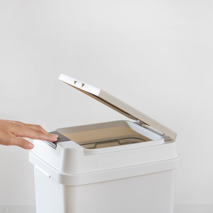 ゴミ箱19L密閉プッシュ式