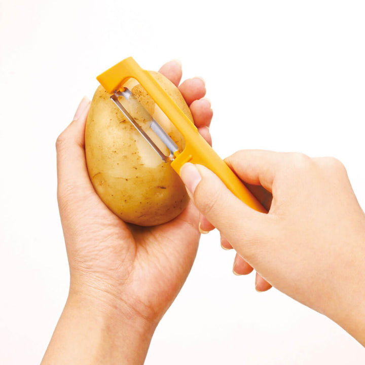 marnaマーナ立つピーラーK218