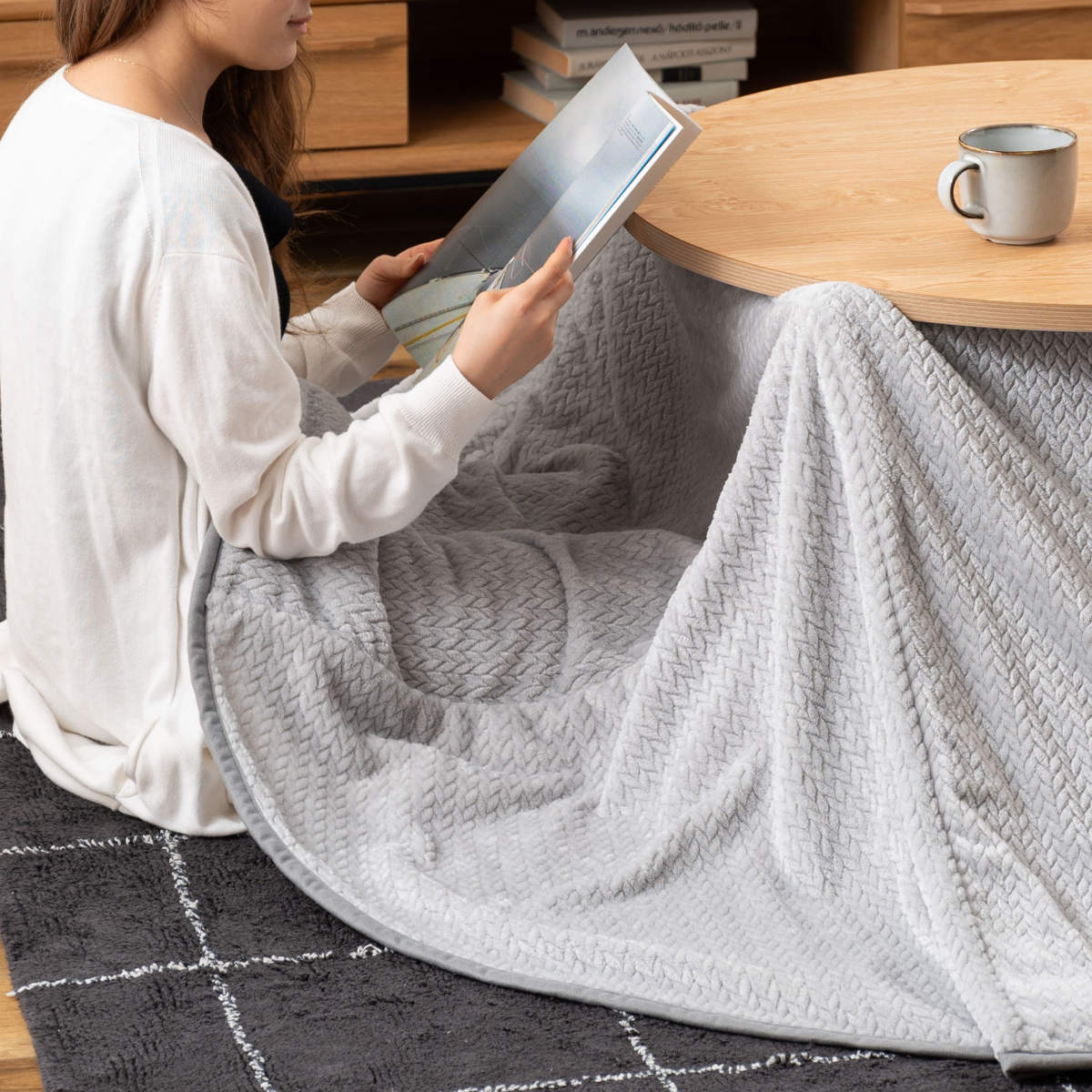 こたつ布団 円形 直径209cm ハイタイプ ダイニング用 （ 209×209cm 天板直径80cm 専用 布団 コタツ こたつ 炬燵 薄手 薄い 暖かい ロータイプ 2WAY コタツ布団 こたつふとん 丸 省スペース シンプル コンパクト 北欧 ） こたつ布団 円形 直径209cm ハイタイプ ダイニング用 – ハウジー