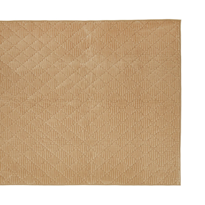 キャメルベージュ