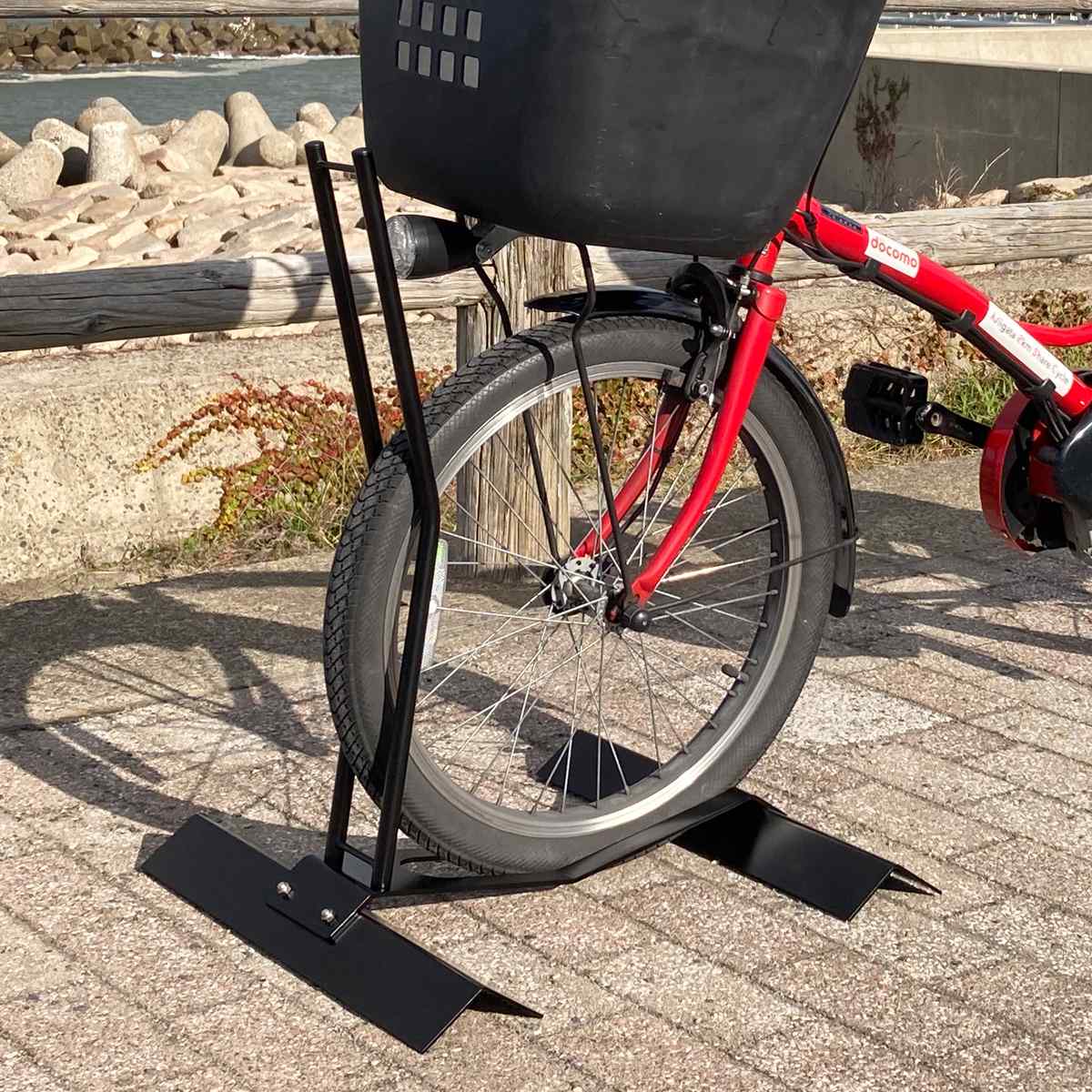 電動自転車スタンド 1台用 20～26インチ タイヤ幅6cm 自転車ラック