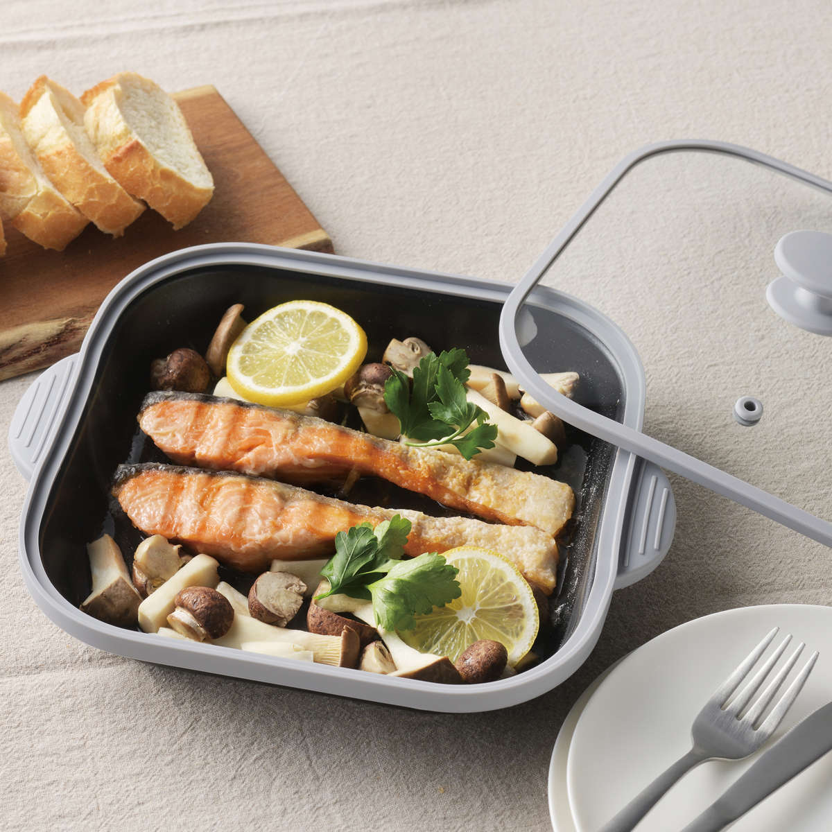 Tupperware ウルトラ クッキング 電子レンジ調理器 電子レンジ調理器 角型 ガラス蓋付 電子レンジクッカー – ハウジー
