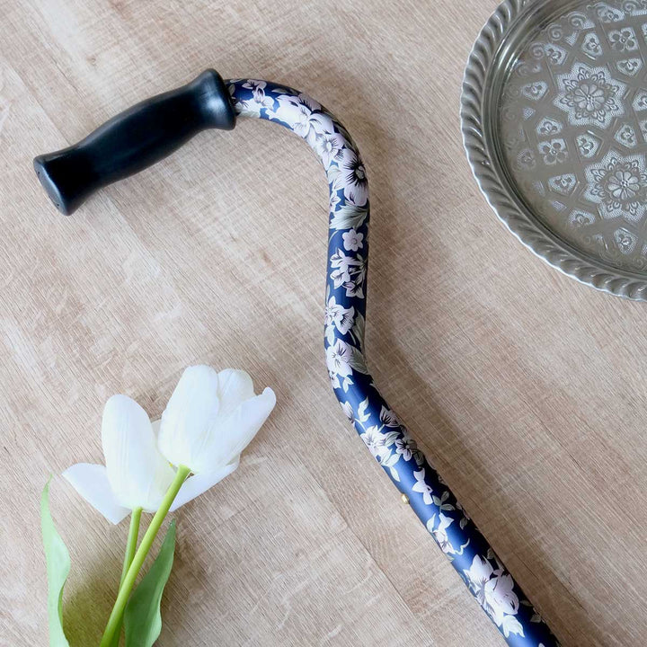 杖4点杖青花柄軽量多点杖ステッキ介護自立式