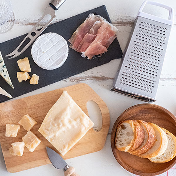 おろし器 チーズ用 チーズロワイヤル エッチング4面チーズグレーター