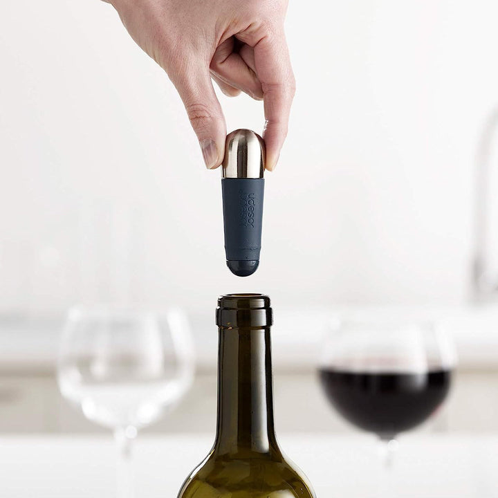 JosephJosephボトルストッパーツイストロックワインストッパーバーワイズ