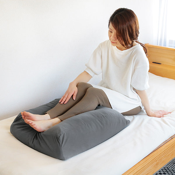足クッション フットピロー 洗える カバー付 脚枕 足枕 日本製 50×60cm 敬老の日 プレゼント ギフト