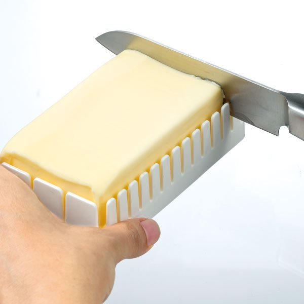 バターケース定量カッティング付ドラえもん先割れナイフ付電子レンジ可
