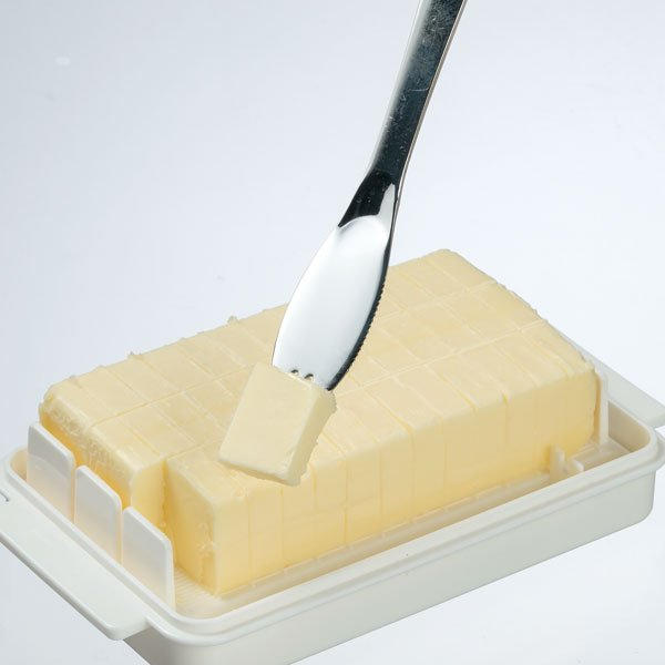 バターケース 定量カッティング付 ミッフィー 先割れナイフ付 電子レンジ可