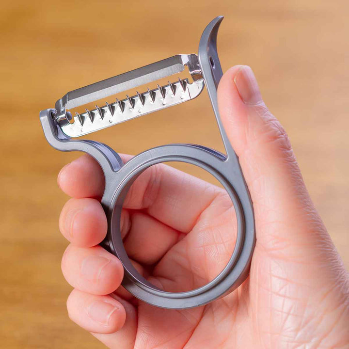 leyeピーラー軽い力でスーッと切れる千切りピーラー日本製