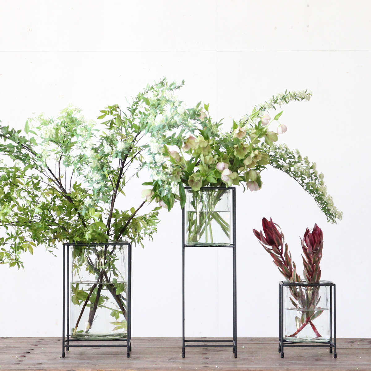 花瓶 アイアンベーススタンドフラワーベース トールサイズ – ハウジー