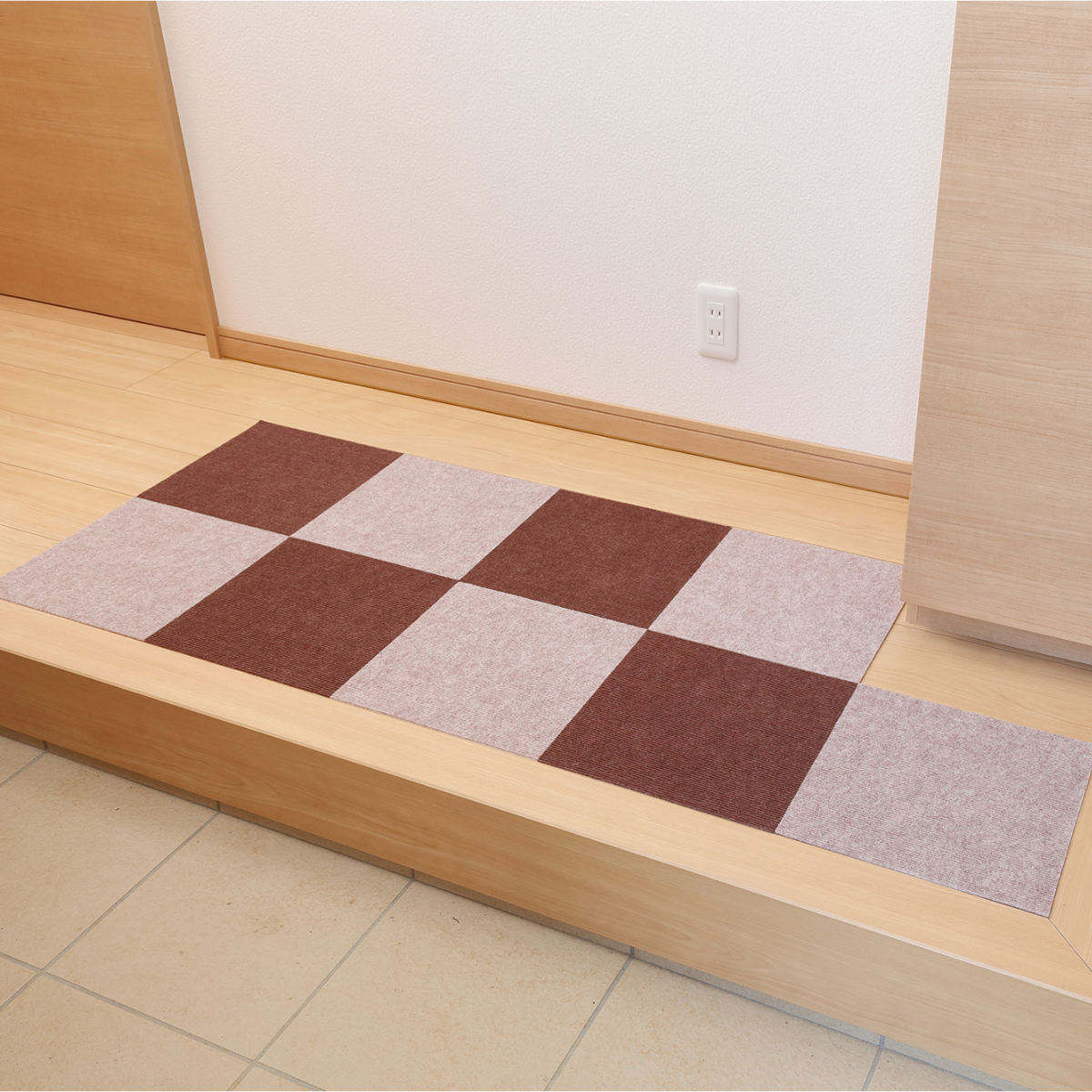 【132枚】ぴたマットループ 30x30cm 9枚入り ワタナベ工業 吸着ぴたマットループ 30cm×30cm 9枚 | イオン