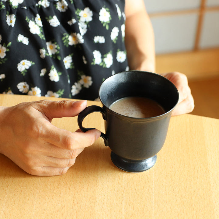 マグカップ300ml梨花磁器