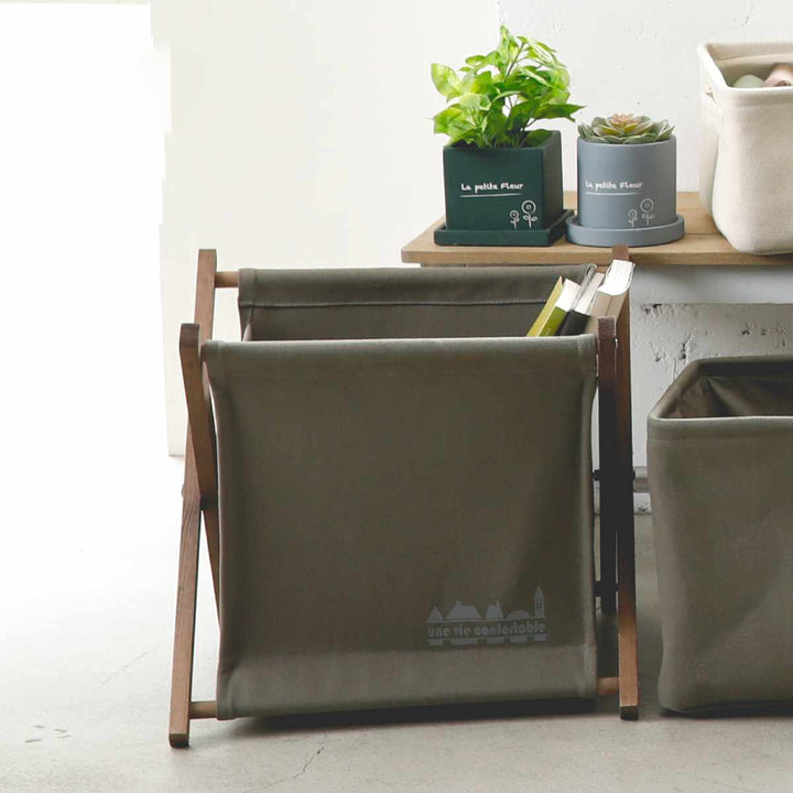 トゥジュールマガジンラック