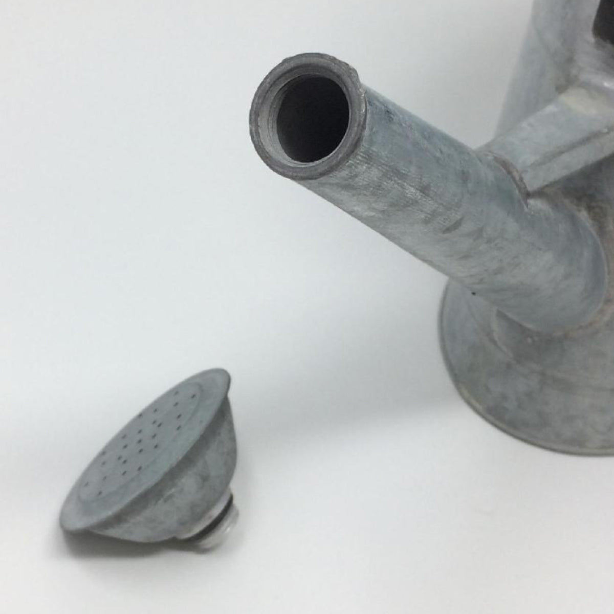 じょうろ NORMANDIE アイアンハンドルブリキジョーロ 2.4L – ハウジー