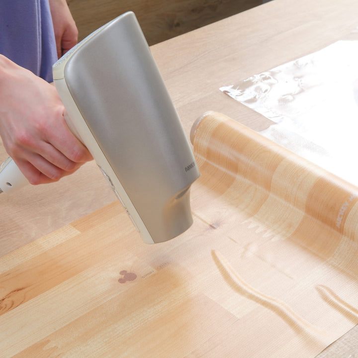 テーブルデコレーション30cm×150cmテーブルクロスウッドミッキーミニー木目調撥水加工ビニール日本製