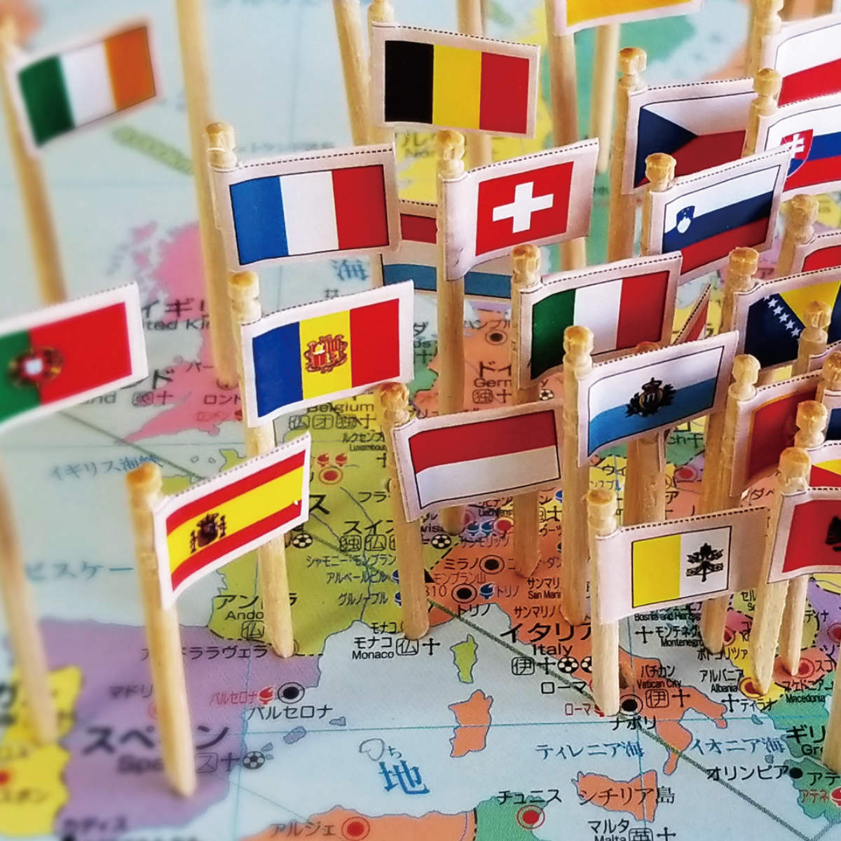 CCG sdキャラ 国旗 6枚セット⑨ 楽天市場】TOSPA セーシェル 国旗 ポータブルフラッグ 吸盤付き