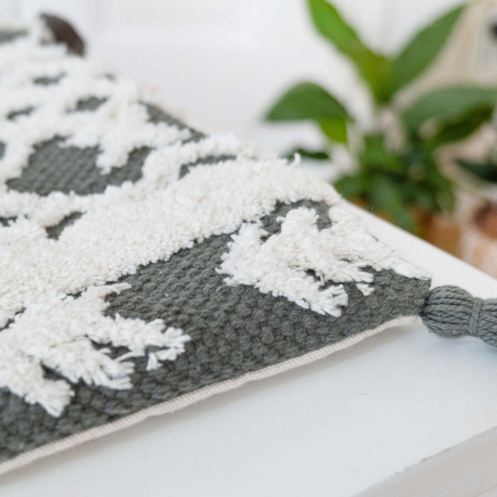 チェアパッド33×33cmボーホータッチモノトーンハンドメイド