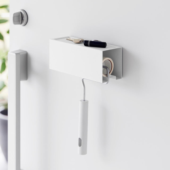 山崎実業towerマグネットカーペットクリーナーホルダータワー