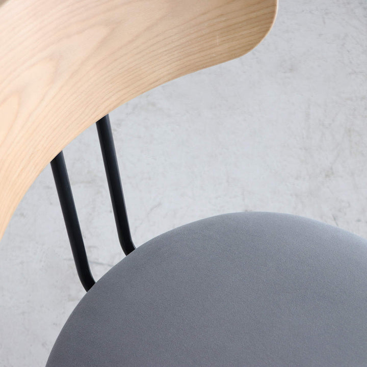 ダイニングチェア背もたれ木目座面高42cm