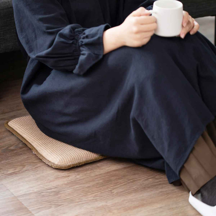 ＆NEチェアパッドジュートシカク幅35cm低反発